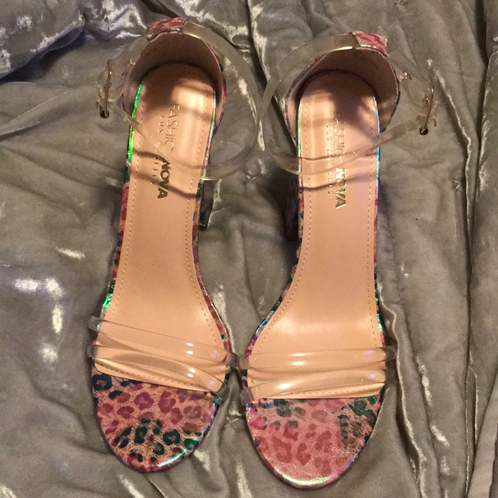 Fashion nova heels